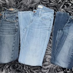 Womens Levis Jeans