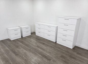 Dresser, Chest And 2 Nightstands - Cómoda, Gavetero y 2 Mesitas de noche