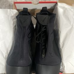 Flightposit Triple Black (Size 13)