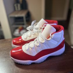 Jordan 11 “Cherry” Size 12 