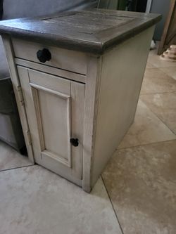 Side table w/ outlet