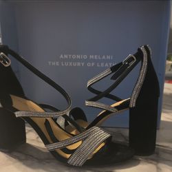 Woman shoes