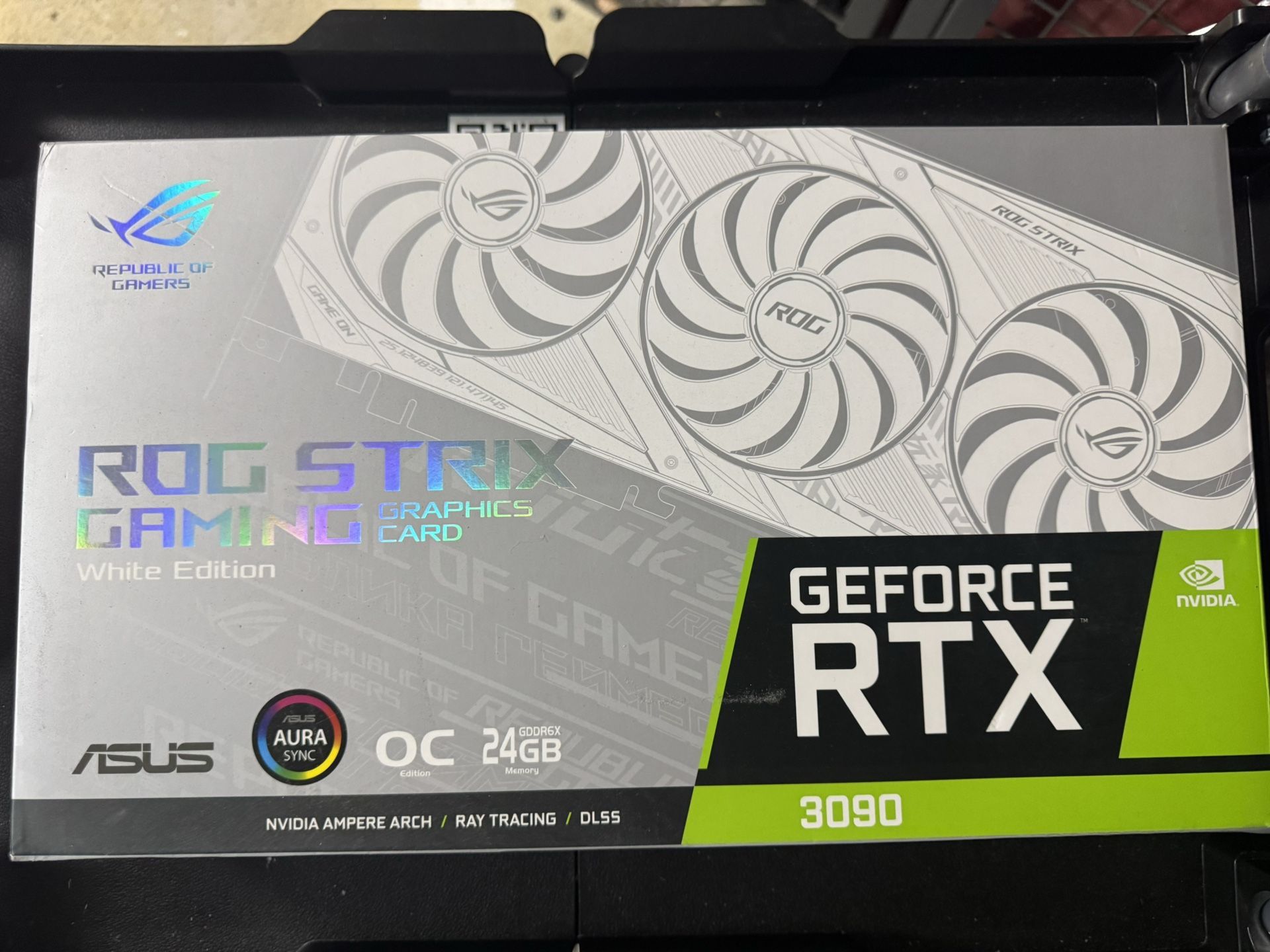 ROG STRIX GEFORCE RTX 3090