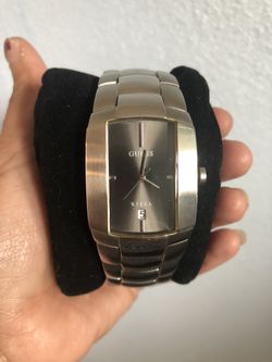 Men’s guess watch