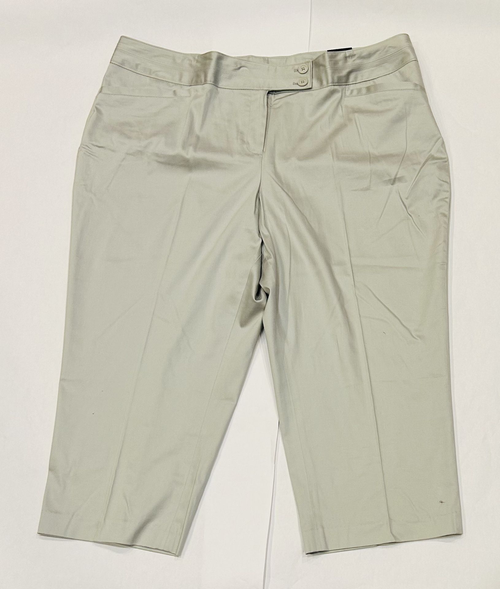 WOMEN'S LANE BRYANT TOTALLY CROPPED Lite Gray SLACKS SIZE 20 — NEW WITH