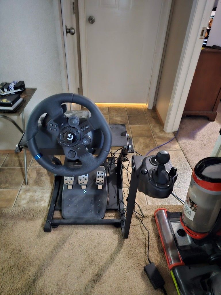 Gaming Steering Setup.