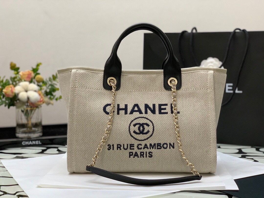 Chanel Canvis Tote for Sale in Union City, CA - OfferUp