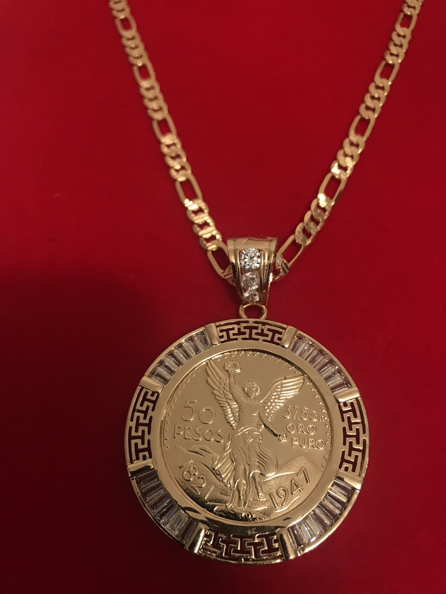 14K Gold filled Fígaro chain with Versace centenario