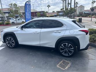2022 Lexus UX 250h