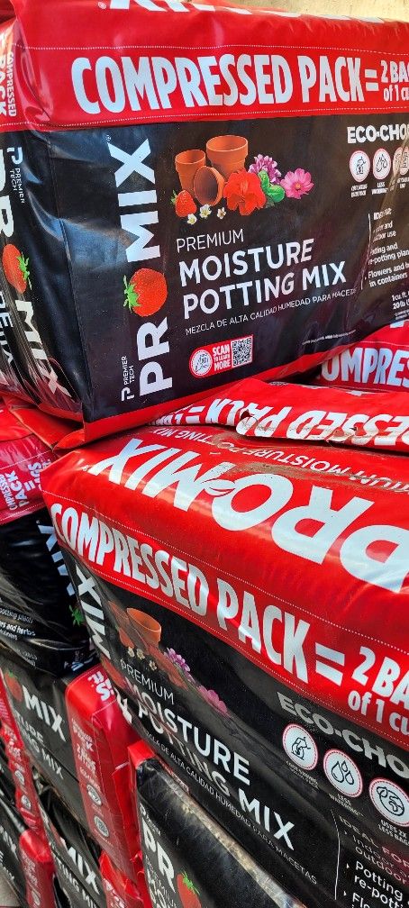 Pro Mix Premium Moisture Potting Mix