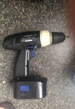 CORDLESS DRILL
