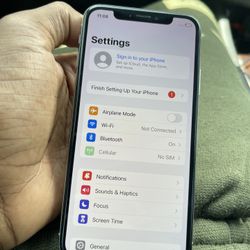 UNLOCKED IPHONE X/ GOOD CONDITION 