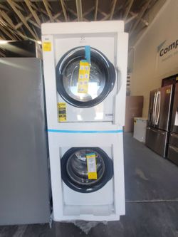 Electrolux Washer end dryer stackable