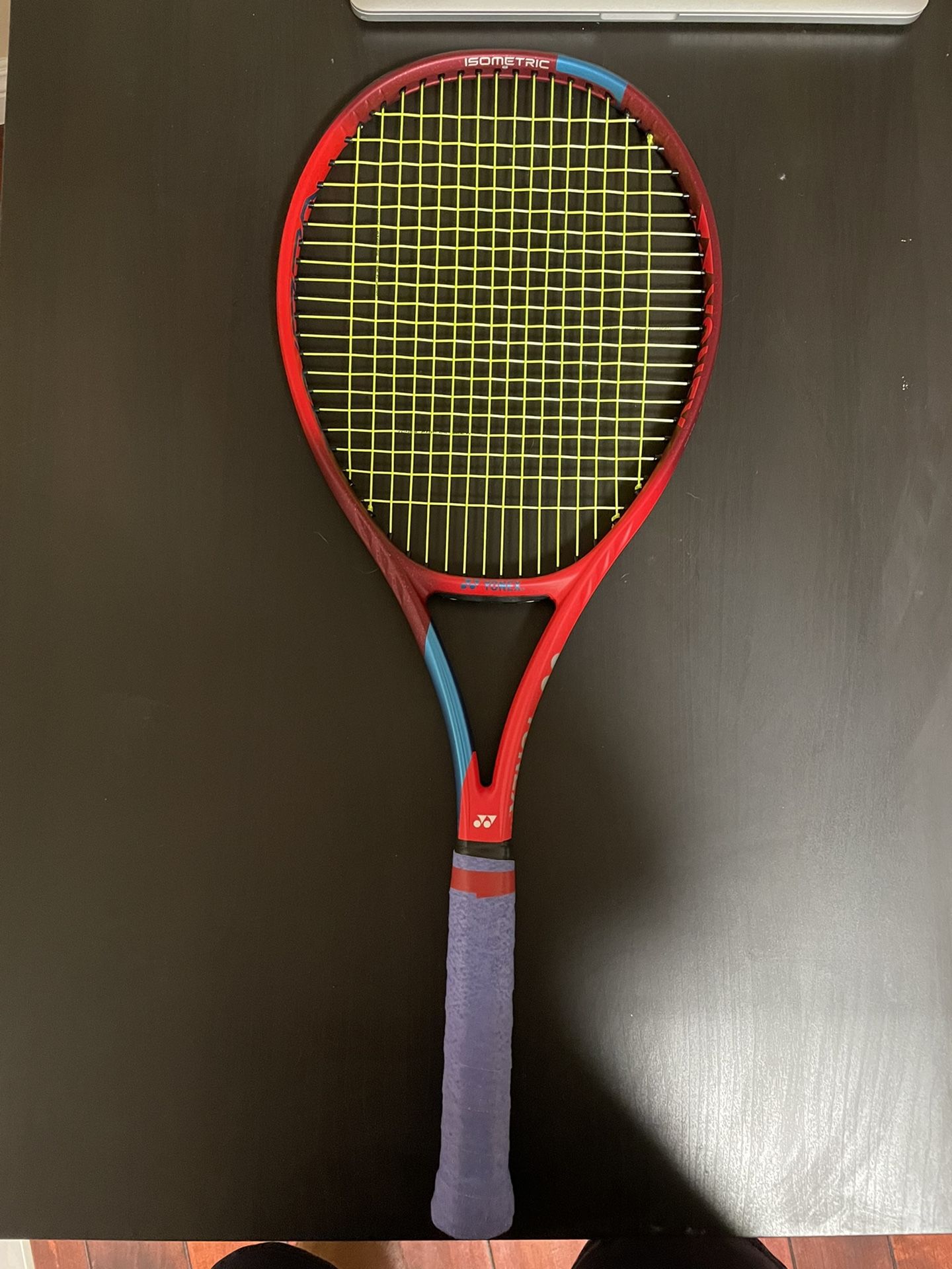 Yonex vcore 95 2021 4 3/8 Grip