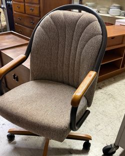 CHROMCRAFT SWIVEL TILT CASUAL DESK CHAIR