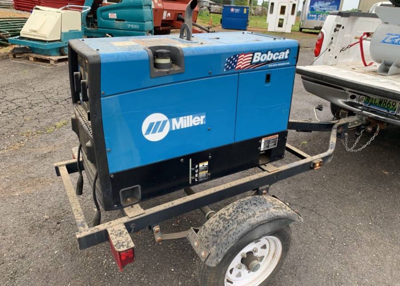Miller Bobcat 225 Welder Generator 