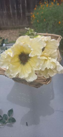 Artifical flowers