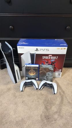PS5 slim 1TB w/ extra controller and game