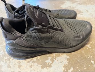 Nike Air Max 270 size 11