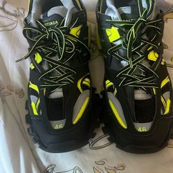 Balenciagas Track Size 12