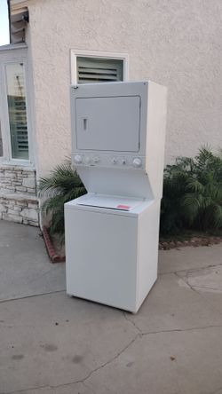 Stackable washer gas dryer