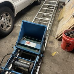 Elevador Para Roofing De 200 Libra 22 De Altura 