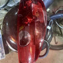 Tail Lights Lamps Right Fit For 2004-2012 Chevy Colorado GMC Canyon