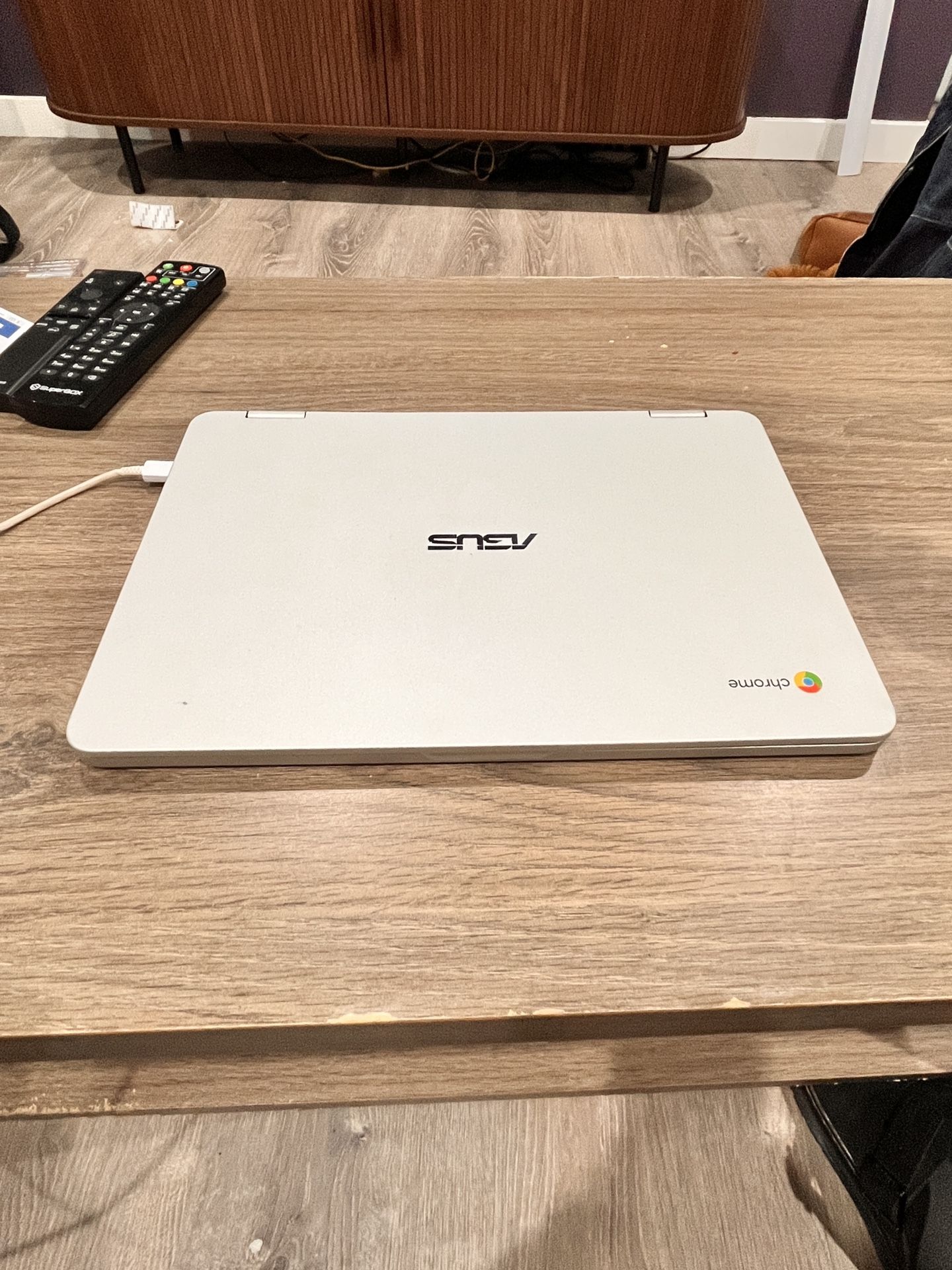 Asus Chromebook Flip C302