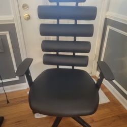 Computer chair