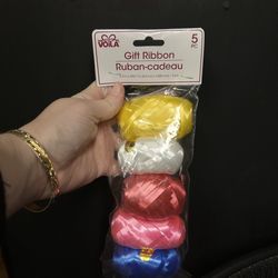 assorted gift ribbon