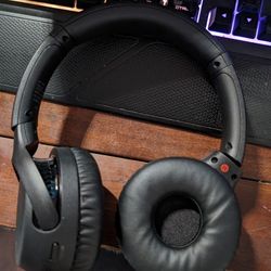 Sony WHXB700/B Headphones 