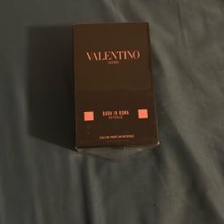 Valentino Cologne