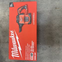 Milwaukee Vacuums M18 