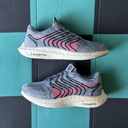 Men’s Nike Pegasus Size 9