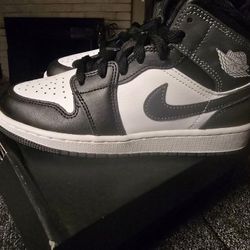 Nike Jordan 1s Sz 4y
