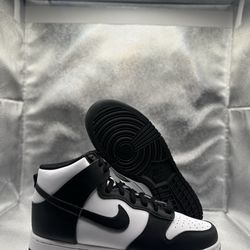Nike dunk high panda