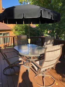 Patio Table Set with Umbrella