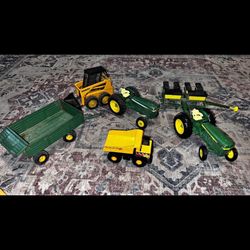 ERTYL  & JOHN DEERE Tin Tractor Toys
