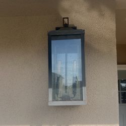 Outdoor Lights/ Sconces