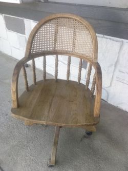Vintage Mid-Century Wicker Chair