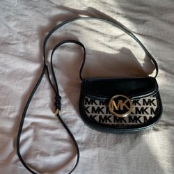Michael Kors Crossbody
