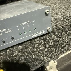 Kramer VM-4HC Video HDMI Splitter 