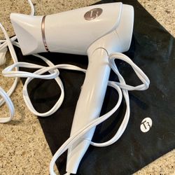 T3 Featherweight Compact Folding Hair Dryer 