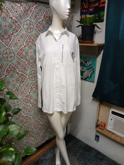 I.N.C. International Concepts White Button Up Shirt, Size M