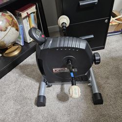 Shoulder THERAPY  Trainer/ Rehabilitation 