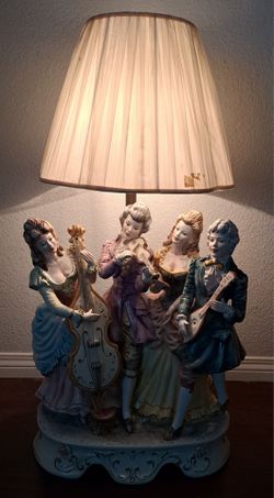 Capodimonte Italian Table Lamp