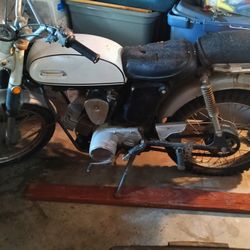 1968 Yamaha - 250 DT1