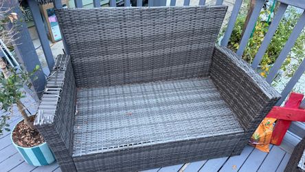 Outdoor Wicker Loveseat Sofa Frame