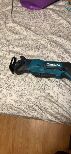 Makita Recipro  12v