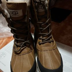 Ugg, Adirondack Boots , Size 5